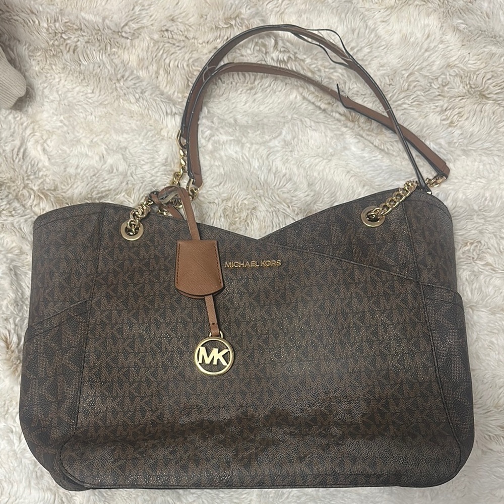 Michael Kors Brown Shoulder Bag with Gold Hardware